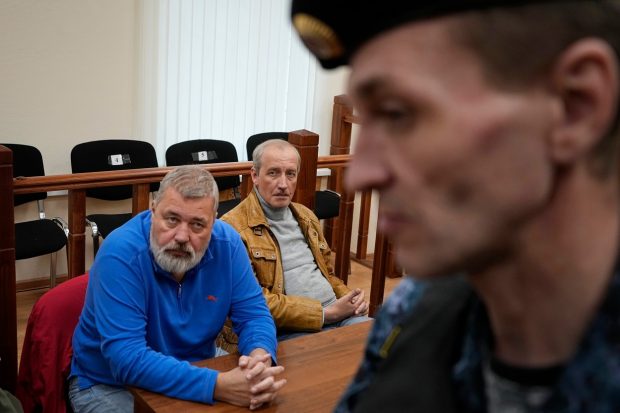 Redactorul-şef al publicaţiei Novaia Gazeta a fost arestat la Moscova, în timp ce Vladimir Putin rostea discursul către naţiune