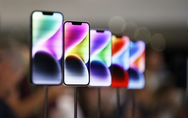 Primele imagini cu seria iPhone 14. Ce prețuri și caracteristici a anunțat Apple pentru noile sale telefoane