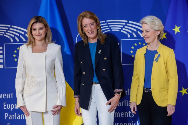 Olena Zelenska, primită cu ropote de aplauze în Parlamentul European