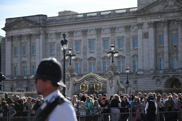 Recepție la Palatul Buckingham pentru liderii străini sosiți pentru funeraliile reginei. Klaus Iohannis, printre invitați
