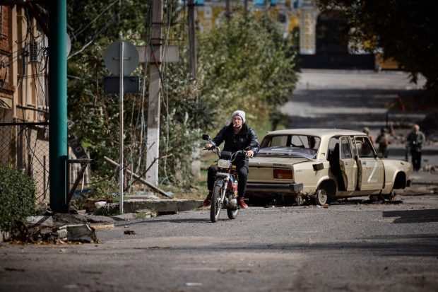 Trupele ucrainene încă înfruntă rezistența rușilor pe linia de front din Kupiansk. Ce spun localnicii, după 6 luni de ocupație
