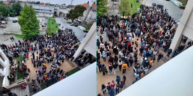 Sute de elevi de la un liceu din Baia Mare au intrat în grevă, supăraţi că lucrările de reabilitare de la școală nu au fost terminate