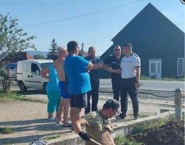 O primărie din Bihor a decuplat ilegal școala de la apă și refuză s-o rebranșeze, spune directoarea unității de învățământ. Ce se întâmplă cu reluarea cursurilor