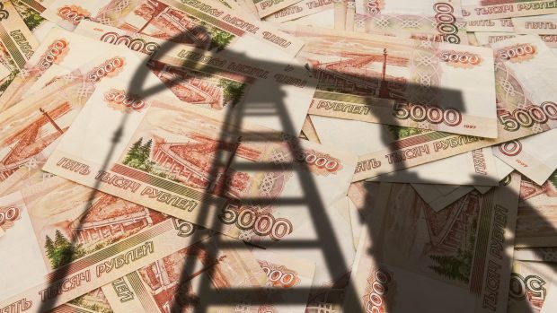 ANALIZĂ. Ce impact va avea plafonarea prețului la petrolul rusesc. Rusia va avea pierderi financiare mari, iar Vestul nu va suferi niciun dezavantaj, susțin doi experți