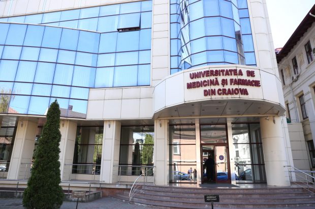 Ce averi au oamenii din fruntea Universității de Medicină și Farmacie Craiova