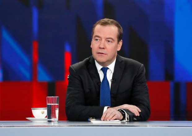 Dmitri Medvedev: Germania a declarat război hibrid împotriva Rusiei. Se comportă ca un dușman