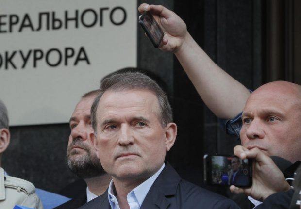 Oligarhul Viktor Medvedchuk a fost eliberat de ucraineni. „Îl transferăm într-o închisoare mare numită Rusia”