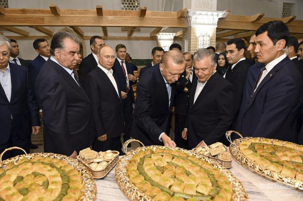 Xi Jinping nu a participat la cina comună cu Vladimir Putin și Recep Erdogan de la summitul din Uzbekistan