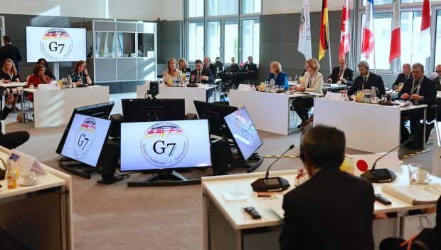 G7 anunță noi sancțiuni care să „mențină o presiune economică şi politică intensă asupra Rusiei”
