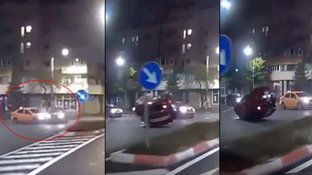 Momentul în care o mașină se răstoarnă după ce este lovită în plin de un taxi, la Sibiu, filmat de o cameră de bord