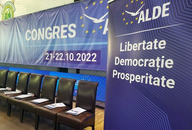 ALDE şi-a ales o nouă conducere. Varujan Vosganian, Mohammad Murad și Mircea Minea, copreşedinți