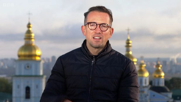 Exploziile din Kiev, surprinse în direct, în timpul relatării unui jurnalist de la BBC