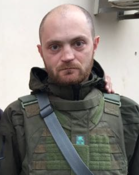 Sfaturi de supraviețuire pe front pentru recruți de la un reporter rus de război: „Nu te lenevi. Curăță gunoiul după tine!”