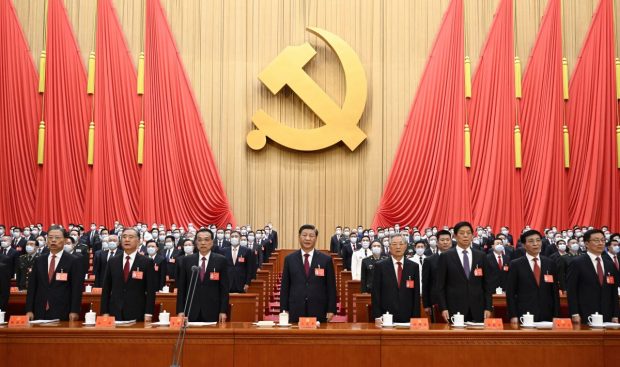 Miliardarii, bancherii și înalții funcționai ai statului chinez, țintele campaniei anticorupție a lui Xi Jinping