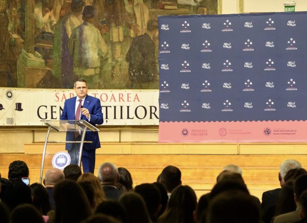 Șeful SRI, Eduard Hellvig, mesaj pentru politicieni: „Să se hotărască ce vor la noi. Nu putem fi pompierii chemați să stingă incendiul și apoi acuzați pentru asta”