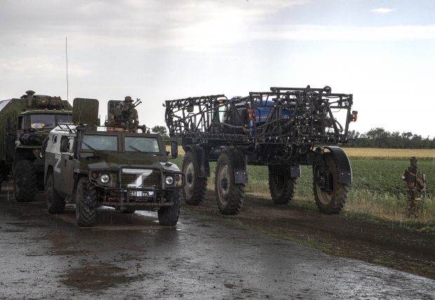 Un soldat rus, interceptat când îi spune mamei sale să nu creadă propaganda oficială: „Tot ce avem aici este vechi, este o rușine totală”
