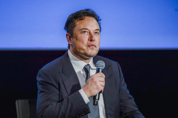 Elon Musk anunță că a cumpărat Twitter. Miliardarul dezvăluie motivele din spatele achiziției. ”N-am făcut-o pentru bani”
