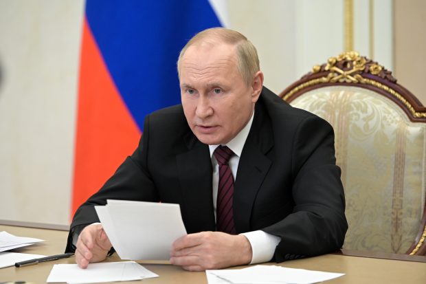 Putin cere echipamentul „cel mai modern, comod şi eficient” pentru trupele sale din Ucraina