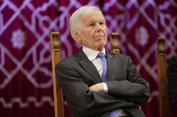 Un student care nu l-a plăcut pe Eugen Simion îi face un portret neașteptat: „Academia Română condusă de el nu ajunsese la gradul de reacționarism de astăzi”