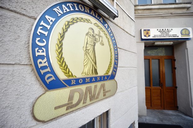 Un lider sindical din Poliţie spune că plângerea sa la DNA a fost analizată după aproape doi ani. „Ce şanse are un om simplu să reclame acte de corupţie?”