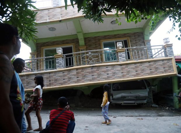 Un cutremur de peste 6 grade a lovit nordul Filipinelor. Al doilea seism major în ultimele trei luni