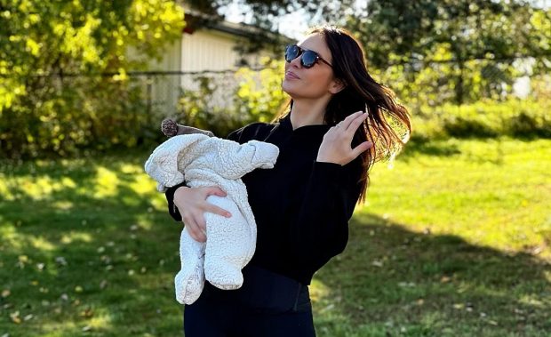 Cum arată Magda Pălimariu la mai bine de o lună de când a născut. Prezentatoarea a apărut în colanți