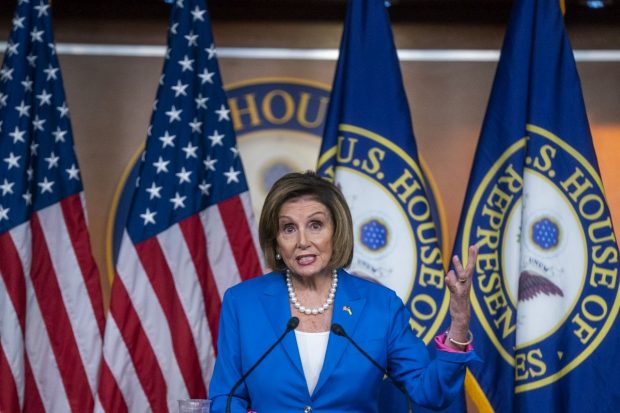 Nancy Pelosi a fost frecvent ținta unor campanii politice agresive. După atacul de vineri, aliații săi spun că republicanii poartă o parte din vină
