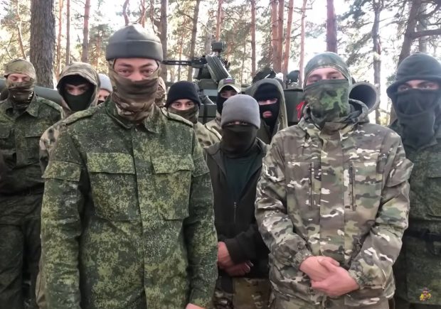 Povestea unui pluton de recruți ruși. Trimiși pe front fără instrucție, cu arme ruginite, au fost decimați și s-au retras: „Am fugit ca gândacii”