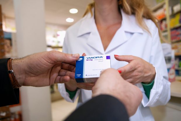 Presa de la Moscova: vânzările de medicamente pentru potență au explodat în Rusia