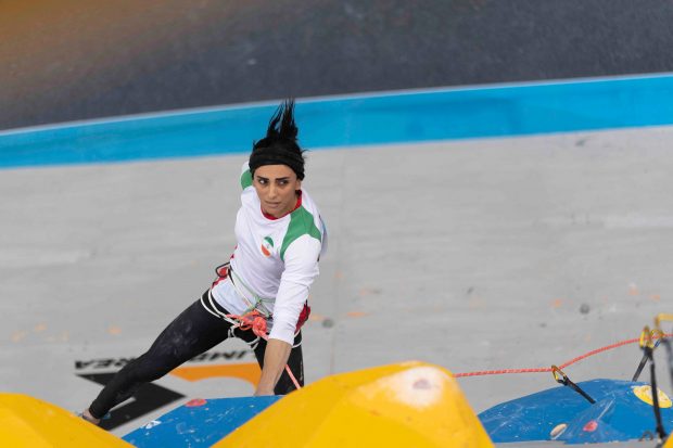 Siguranța unei alpiniste din Iran, care a concurat fără hijab în Coreea de Sud, ar putea fi în pericol. Nu a mai răspuns prietenilor de duminică