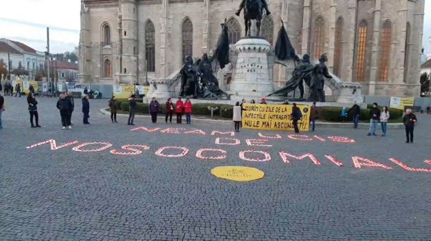 Protest la Cluj-Napoca după decesele unor bebeluși în urma infecțiilor nosocomiale. „De ce să tot ascundem că avem o problemă?”