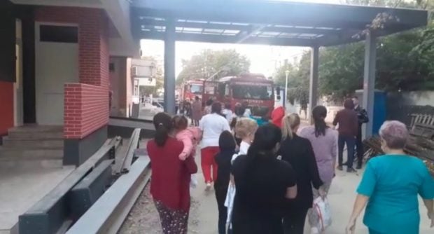 Incendiu în bucătăria Spitalului de Copii „Sf. Ioan” din Galaţi. 85 de persoane, între care 41 de copii, s-au autoevacuat
