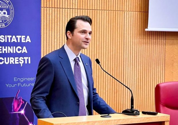 Sebastian Burduja regretă că PNL a susținut-o pe Clotilde Armand: „Sectorul 1 este blocat, iar banul public se iroseşte”