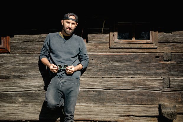INTERVIU. Povestea „Capra cu trei iezi”, transpusă într-un film horror. Regizorul Victor Canache: „Frica din copilărie a rămas cu mine”