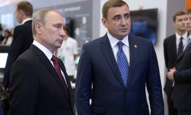 Funcționarii publici din regiunea Tula, obligați să vireze o parte din salariu pentru sprijinirea armatei: „Nu semnăm, suntem dați afară”. Guvernator, fosta gardă de corp a lui Putin