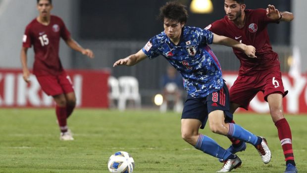Fotbalistul japonez Ao Tanaka poartă aceleași șosete de 5 ani: „Îmi aduc noroc”