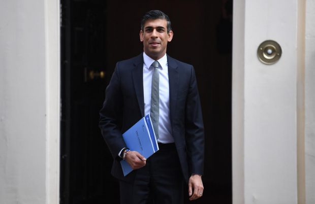 Cine este Rishi Sunak: Cel mai tânăr premier britanic din ultimii 200 de ani, primul cu origini indiene și cel mai bogat dintre liderii de stat occidentali