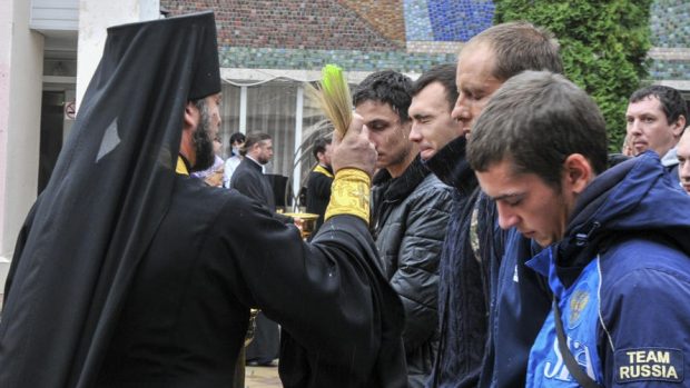 Rusia trimite și preoții la luptă în războiul din Ucraina. „Dacă au livret, pot fi chemați la mobilizare parțială”