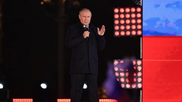 Cât costă jacheta purtată de Putin la concertul dedicat anexării teritoriilor ucrainene