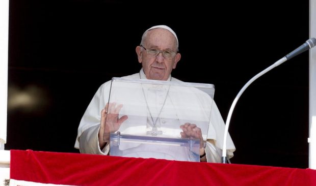 Papa Francisc, apel la Vladimir Putin să oprească „spirala de violență și de moarte” din Ucraina. Ce i-a cerut lui Volodimir Zelenski