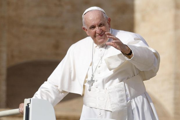 Papa Francisc a condamnat riscul de război nuclear în Ucraina. „Pacea a fost grav încălcată, atacată și călcată în picioare, și asta în Europa”