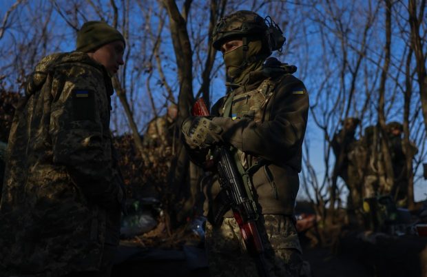 Ucraina reacționează la filmările despre care Rusia acuză că sunt dovada execuției unor soldați ruși: „Vrem să stabilim dacă sunt fake-uri”