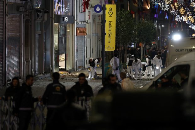 Turcia a bombardat orașe deținute de kurzi în nordul Siriei drept răspunsul la atentatul din Istanbul
