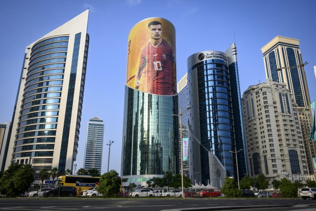 Testul Qatar: ce înseamnă pentru țara arabă găzduirea Cupei Mondiale, după 12 ani de pregătiri și critici