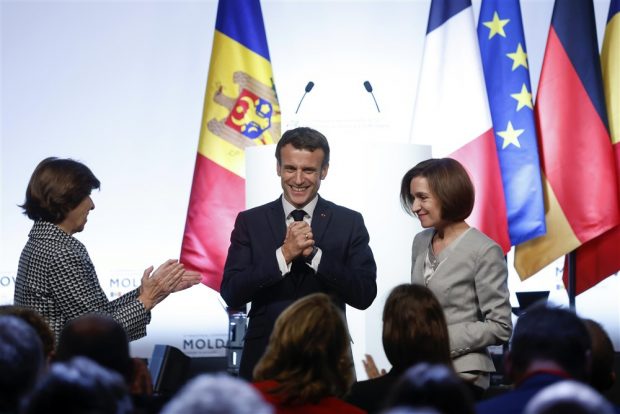 Republica Moldova va primi 100 milioane de euro pentru a face față consecințelor războiului din Ucraina, anunță Macron