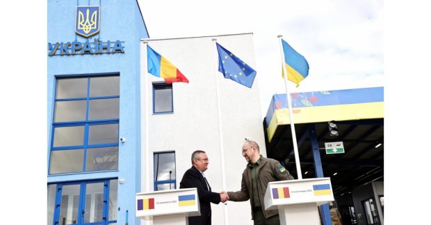 Ciucă, la deschiderea unui nou punct de frontieră între România şi Ucraina: „Atestă relaţiile şi solidaritatea dintre ţările noastre”