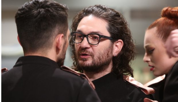 Echipa lui Florin Dumitrescu a rămas cu 5 membri la „Chefi la cuțite” sezonul 10. Un alt concurent a fost eliminat în ediția de aseară