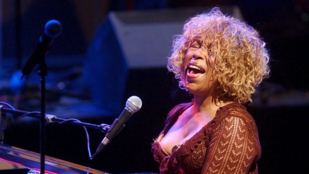 Roberta Flack, interpreta celebrului hit „Killing Me Softly”, diagnosticată cu o boală incurabilă