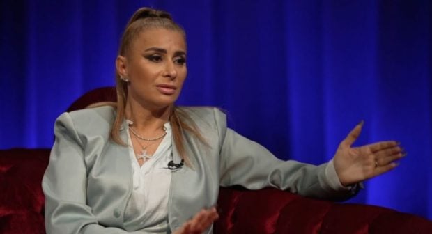 Anamaria Prodan l-a iertat pe Laurențiu Reghecampf și spune că antrenorul ducea o viață grea alături de ea: „Nu m-am gândit că poate să ne lase pe drumuri”