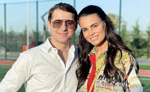 Anca Serea și Adi Sînă au împlinit 7 ani de căsnicie. Ce surpriză i-a pregătit cântărețul soției lui: „El este cu aniversările. Îmi doream să…”